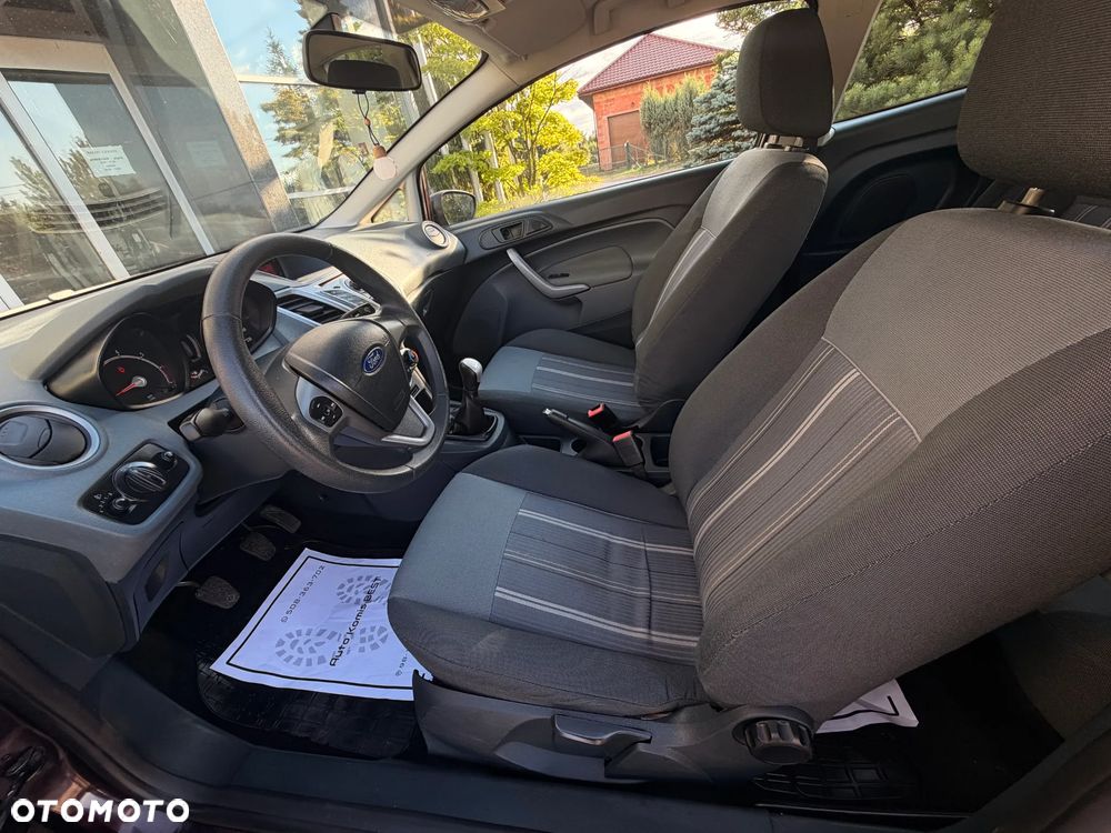 Ford Fiesta - 18