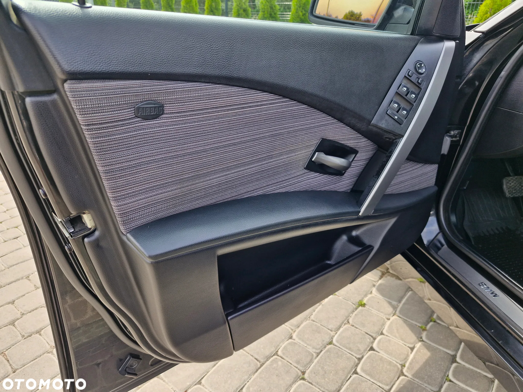 BMW Seria 5 525d Touring - 15