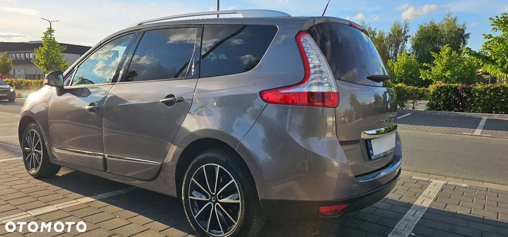 Renault Scenic Energy dCi 130 S&S Bose Edition - 11