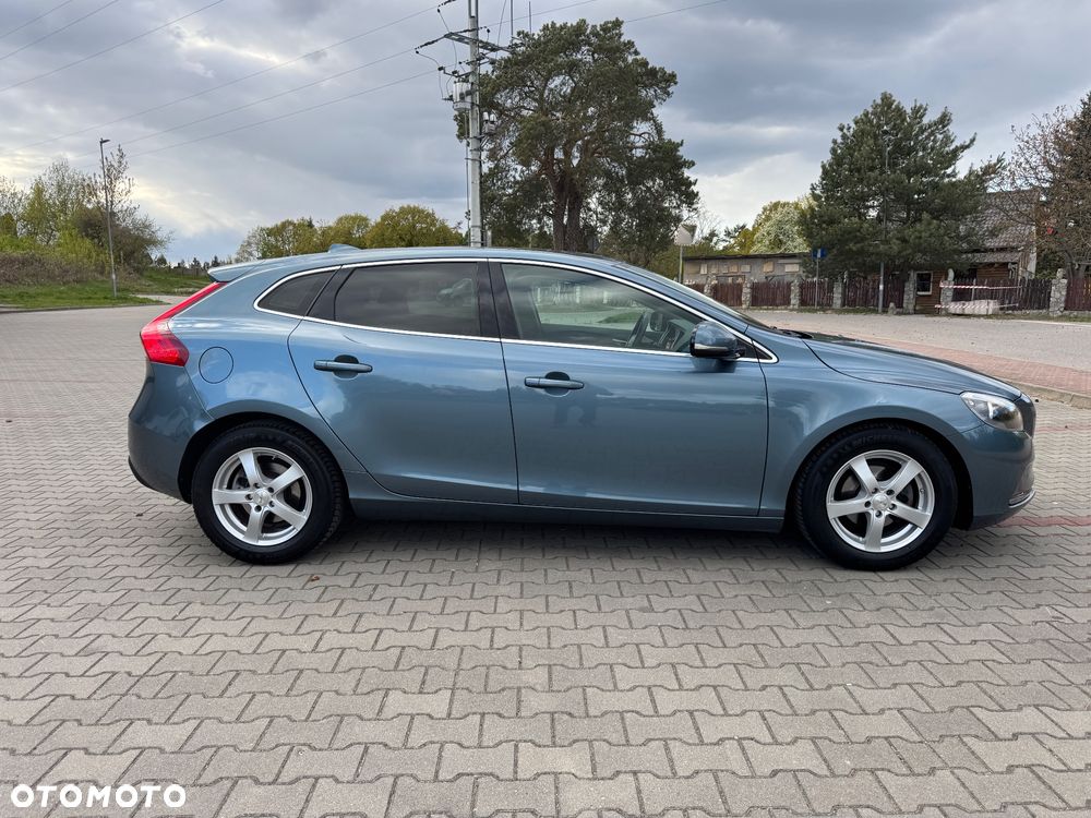 Volvo V40 D2 - 12