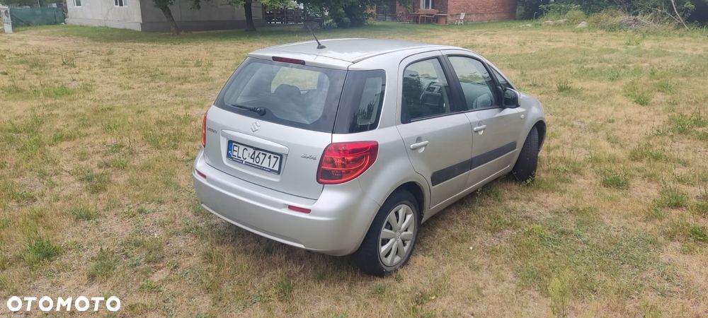 Suzuki SX4 1.6 GLX / Comfort - 5