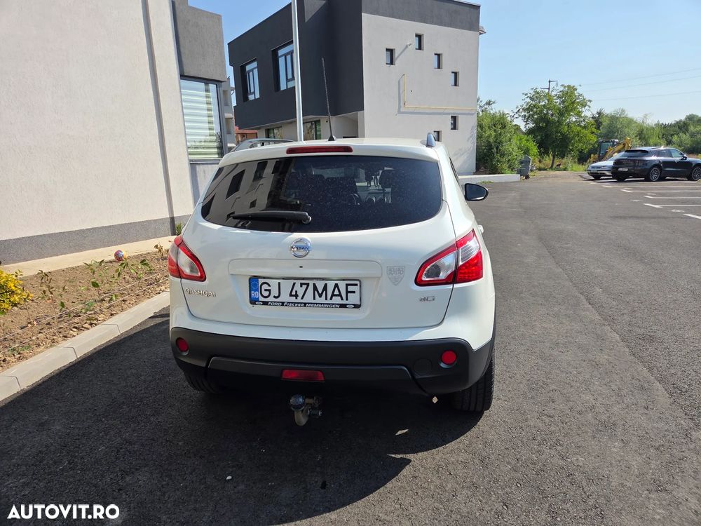 Nissan Qashqai 2.0 DCI DPF Tekna - 8