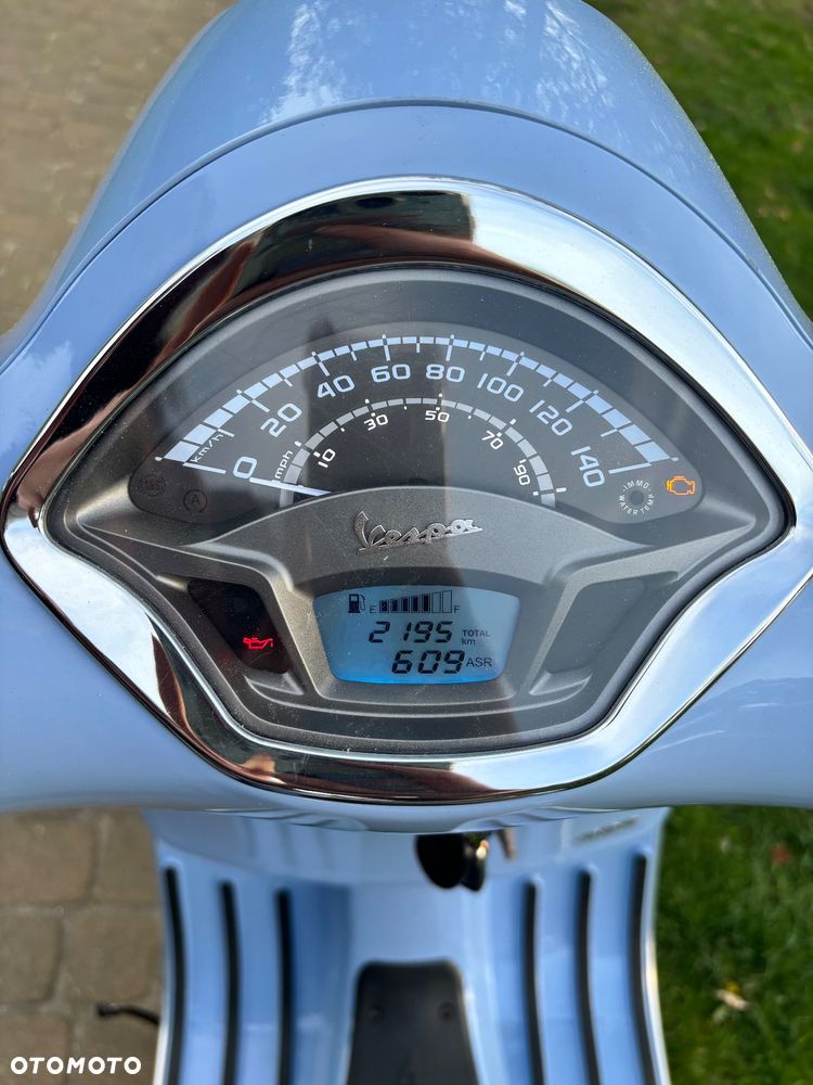 Piaggio Vespa - 4