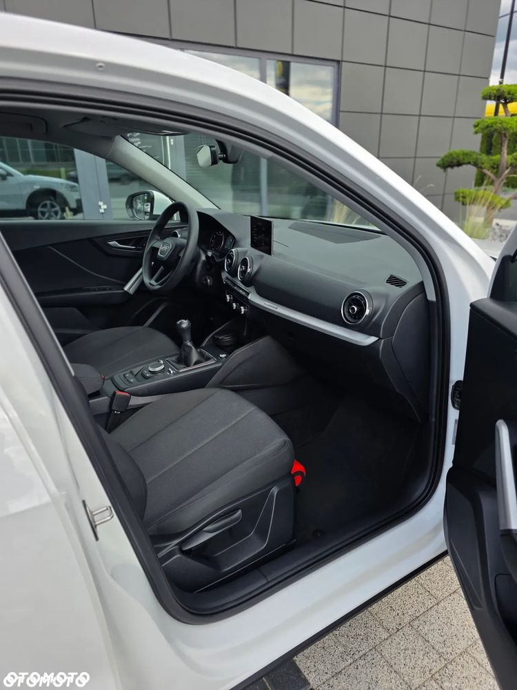 Audi Q2 30 TFSI Sport - 38
