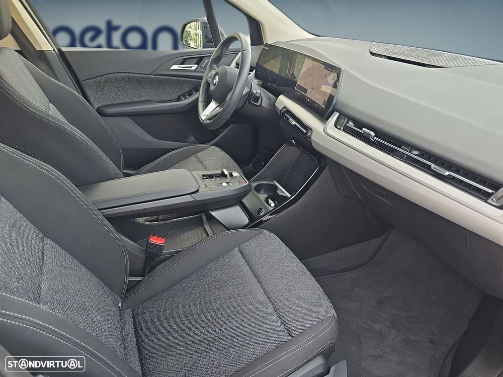 BMW 225xe Active Tourer - 14