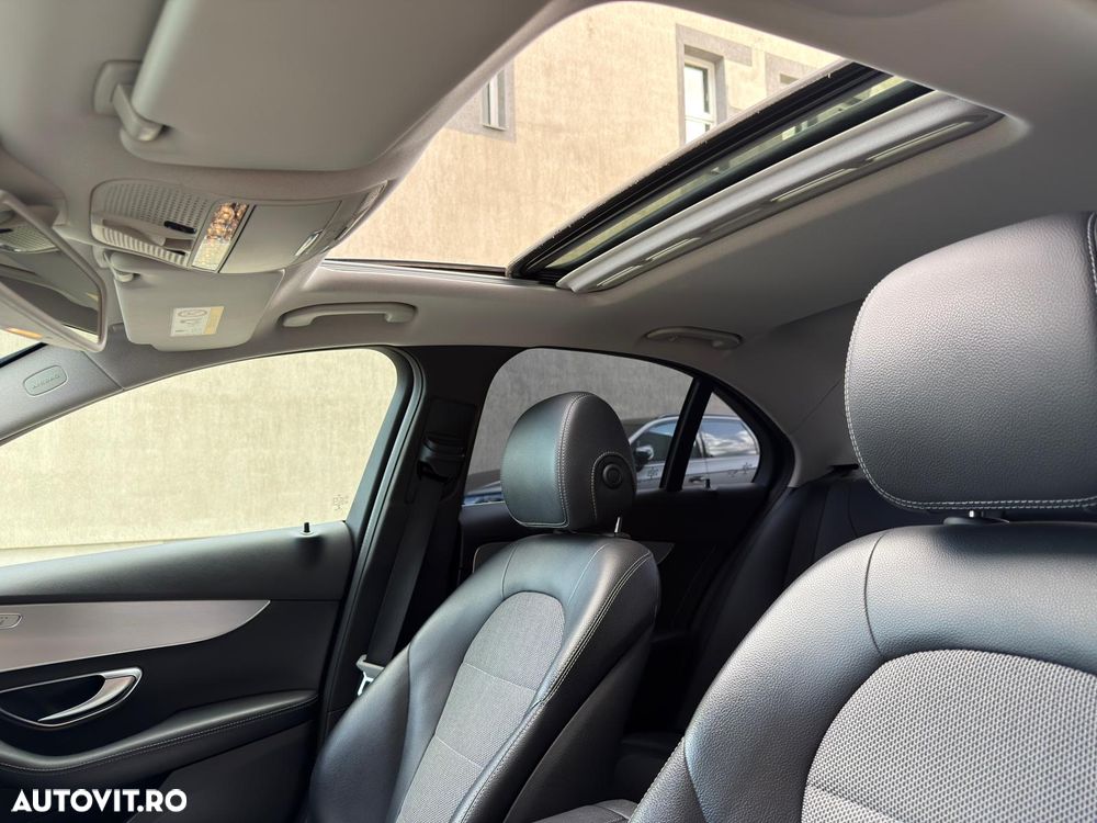 Mercedes-Benz C 220 d 4MATIC Aut. - 39