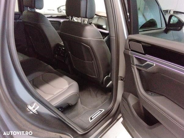 Volkswagen Touareg - 7