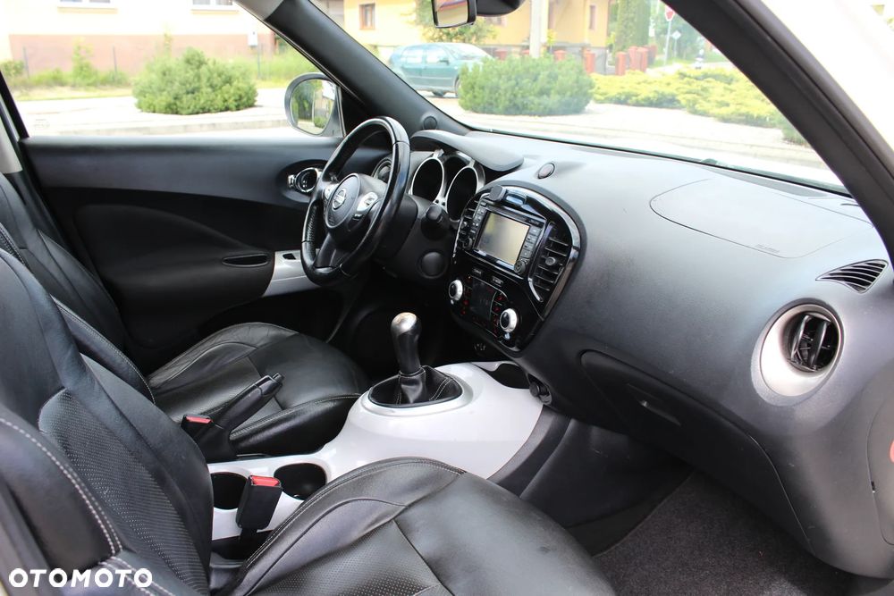 Nissan Juke 1.6 Start/Stop Tekna - 16