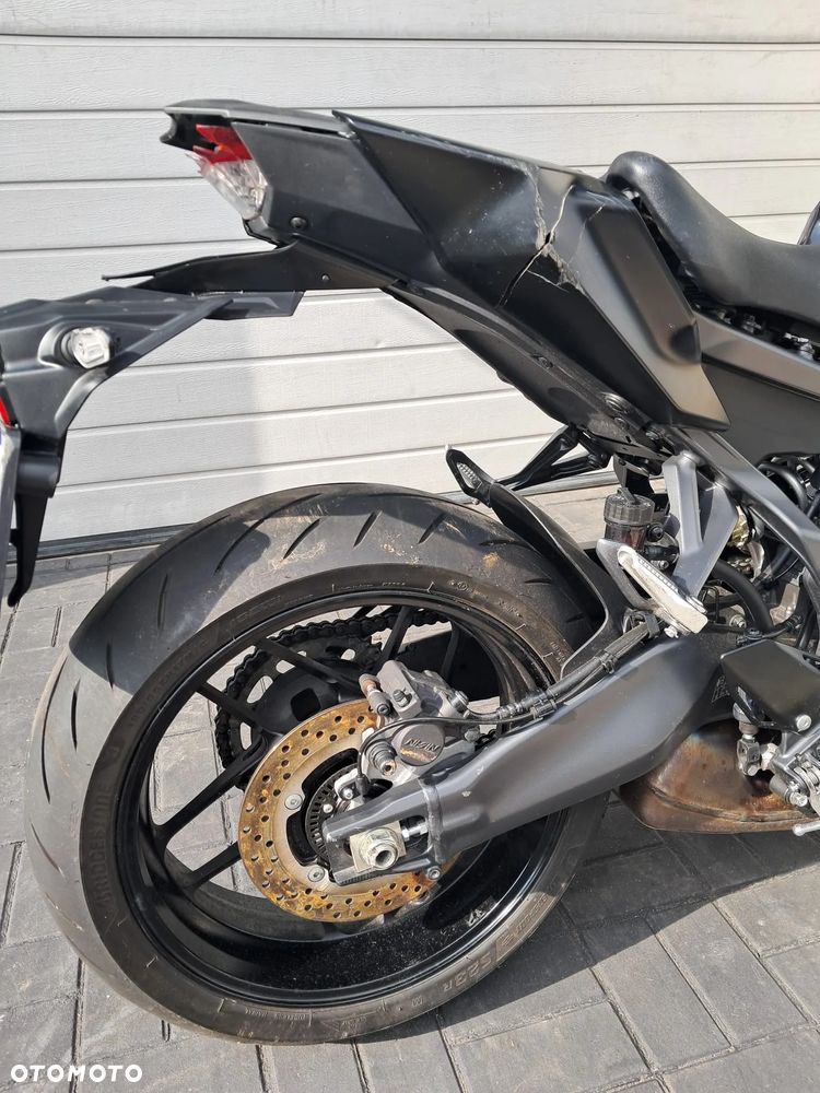 Yamaha MT - 7