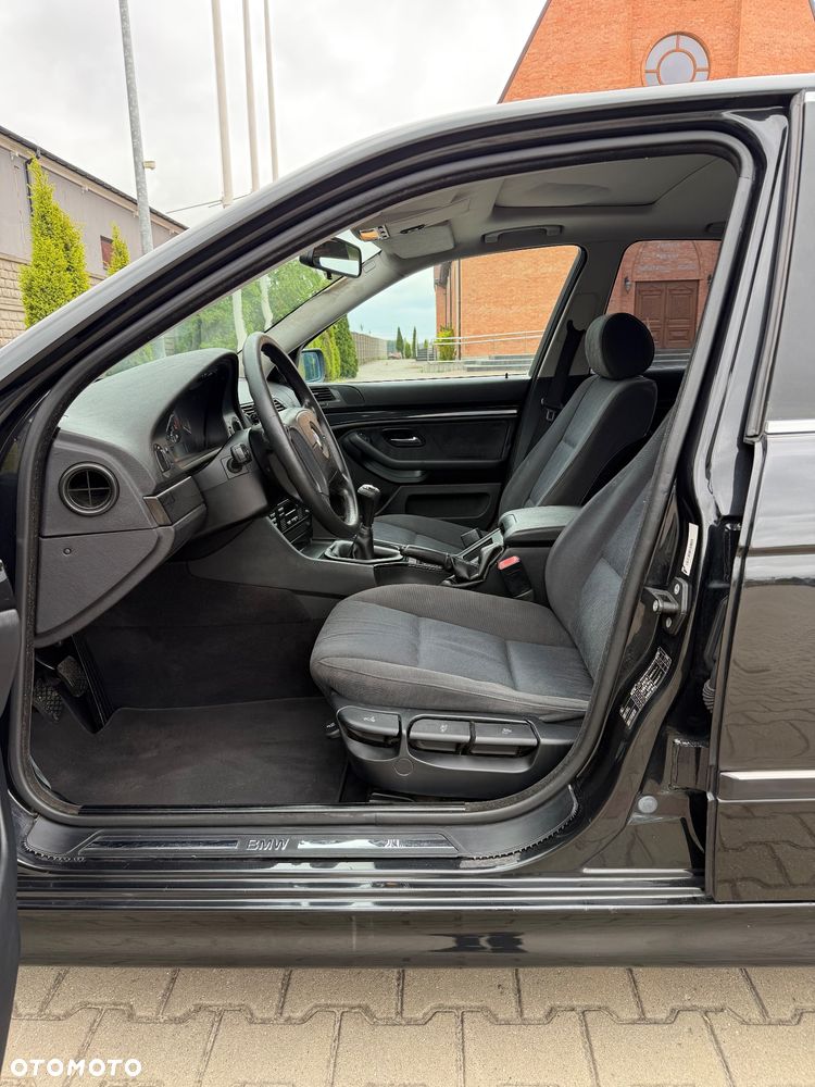 BMW Seria 5 520i - 18