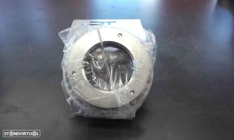 BMW 5 (E39) (2000-2003) 530 D - 1