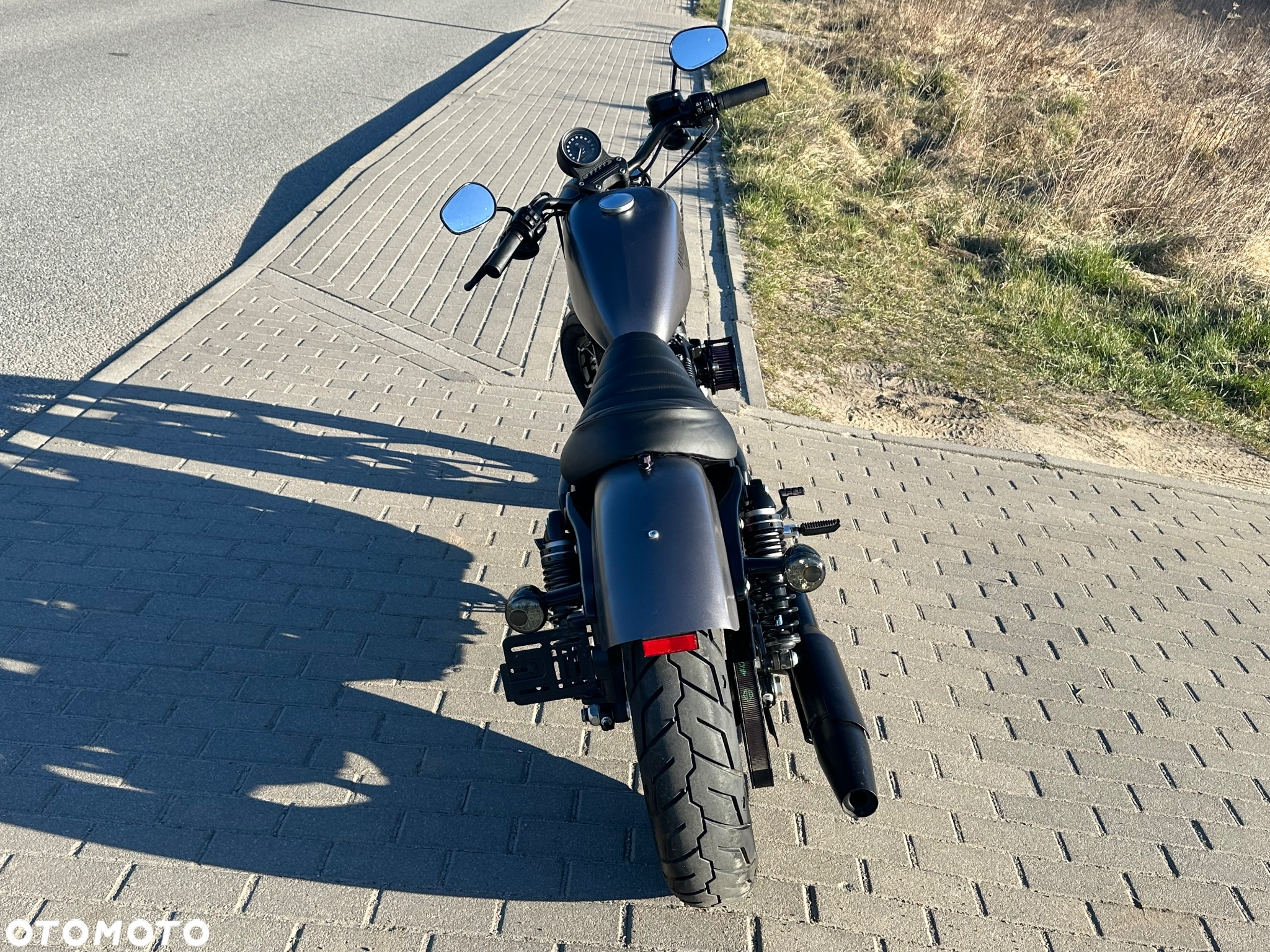 Harley-Davidson Sportster Iron 883 - 7