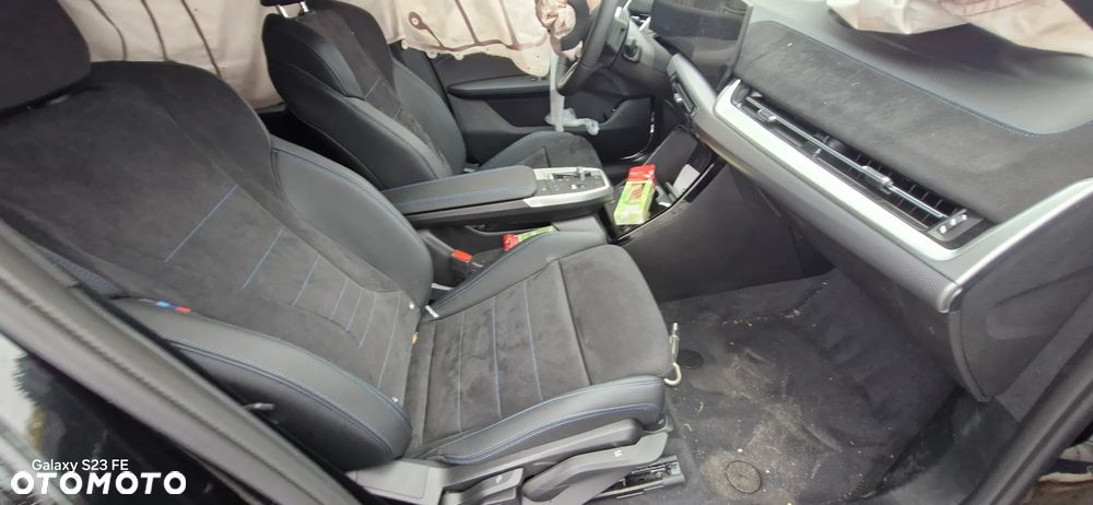 BMW iX1 eDrive20 66.5kWh M Sport - 25