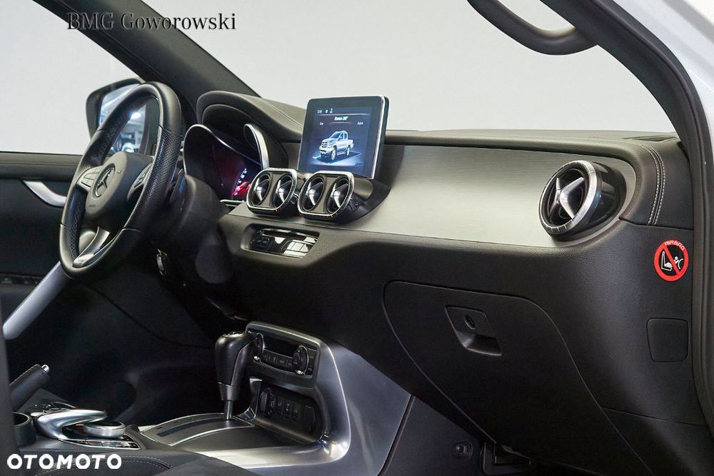 Mercedes-Benz Klasa X - 9