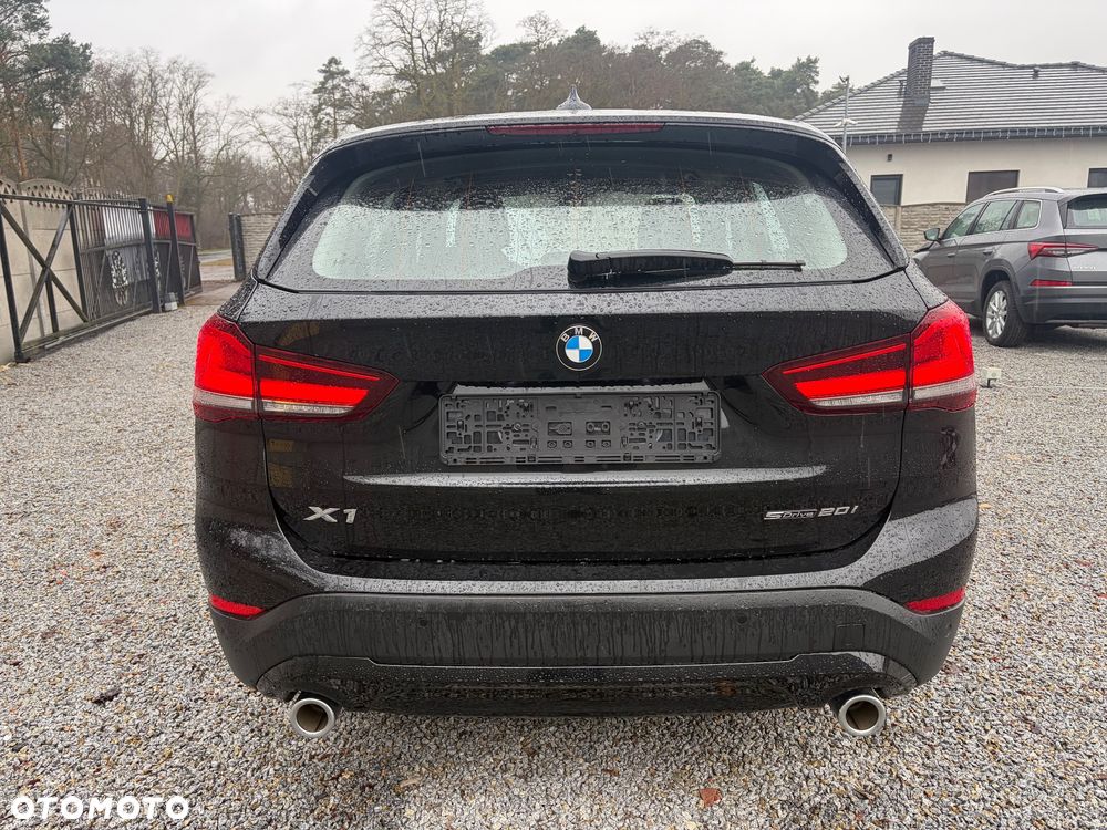 BMW X1 sDrive20i GPF Advantage sport - 6
