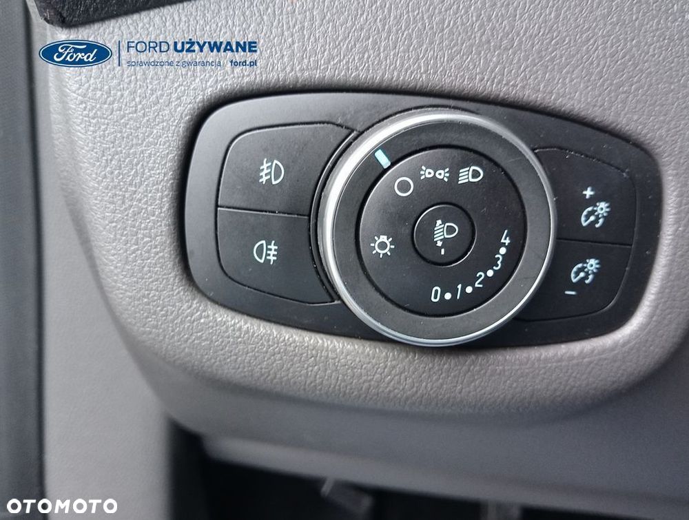 Ford Tourneo Connect - 15