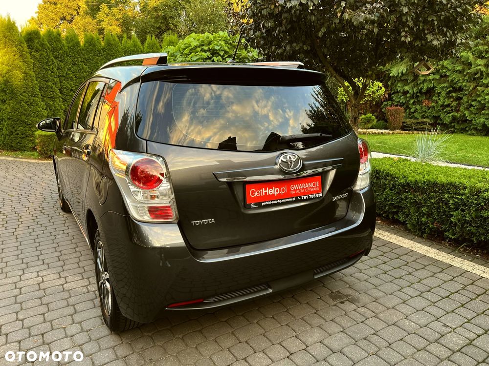 Toyota Verso 1.8 7-Sitzer Comfort - 11