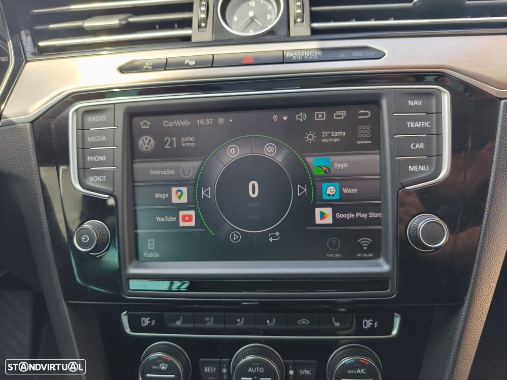 VW Passat Variant 2.0 TDI Highline DSG 4Motion - 19