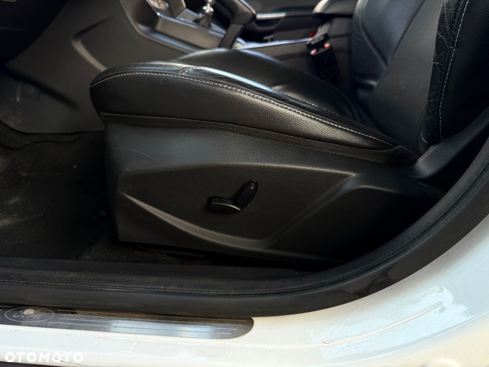 Ford Focus 1.6 EcoBoost Titanium - 15