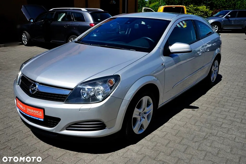 Opel Astra GTC 1.3 CDTI - 2