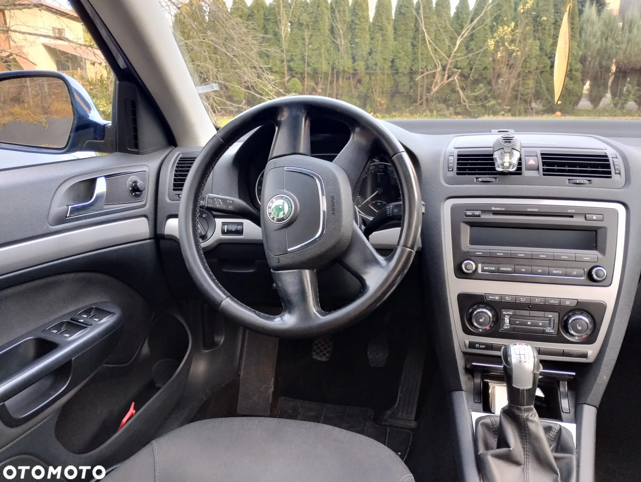 Skoda Octavia 1.6 TDI 4x4 Ambition - 4