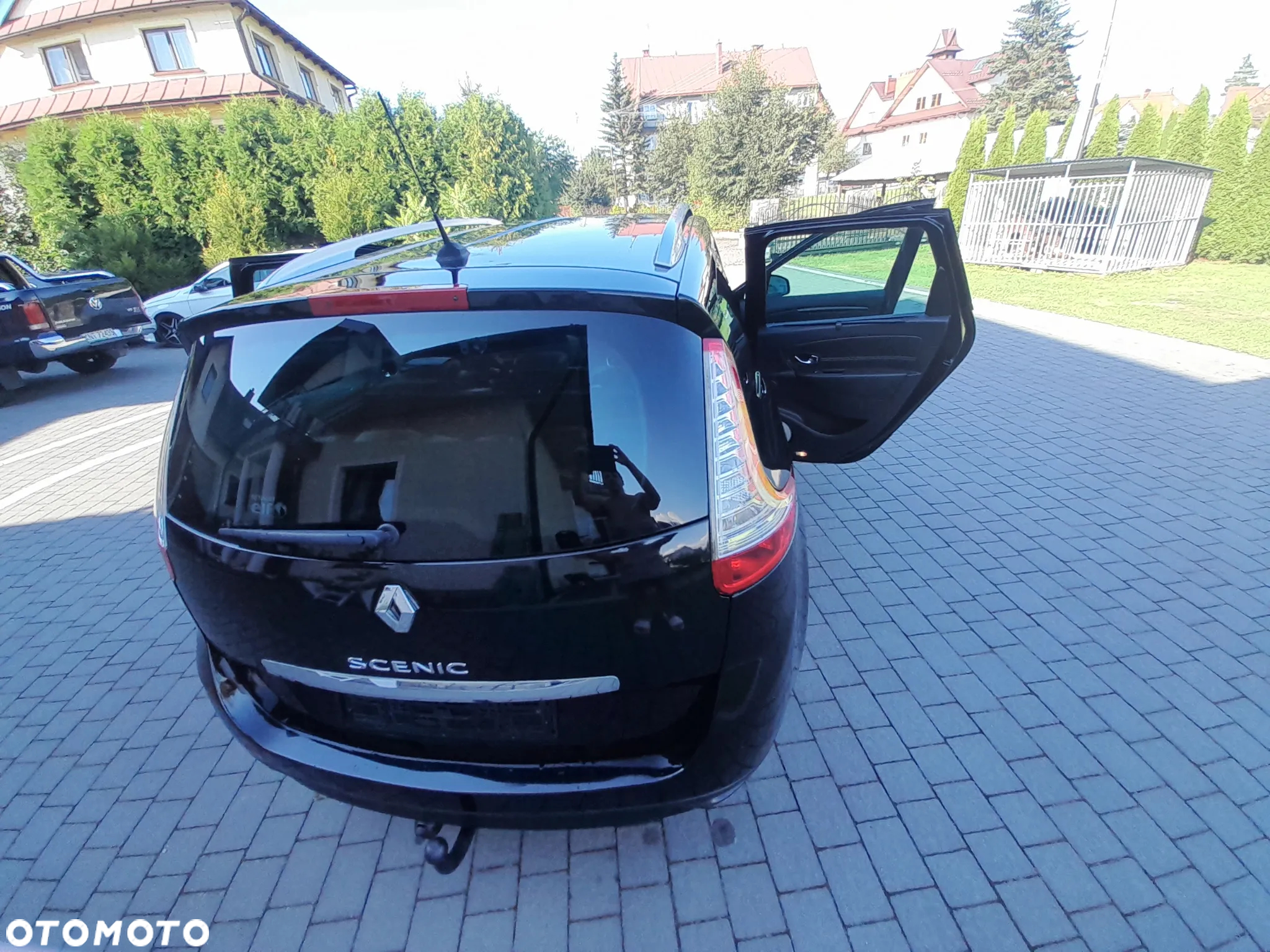 Renault Grand Scenic dCi 110 EDC Bose Edition - 12
