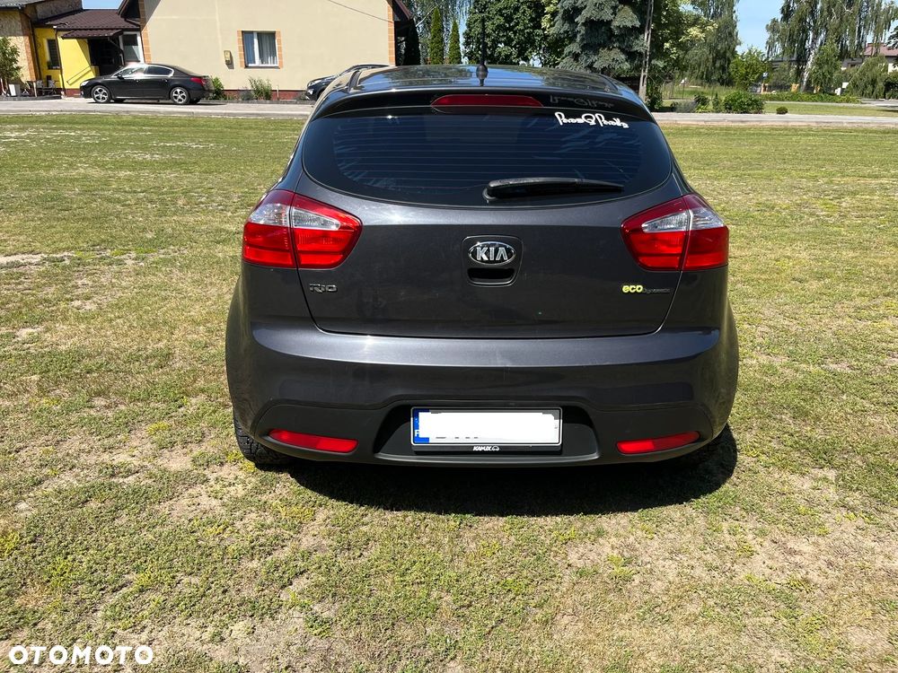 Kia Rio 1.2 Dream Team Edition - 2