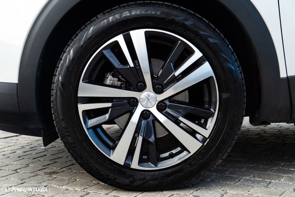 Peugeot 3008 1.2 PureTech Allure Pack - 56