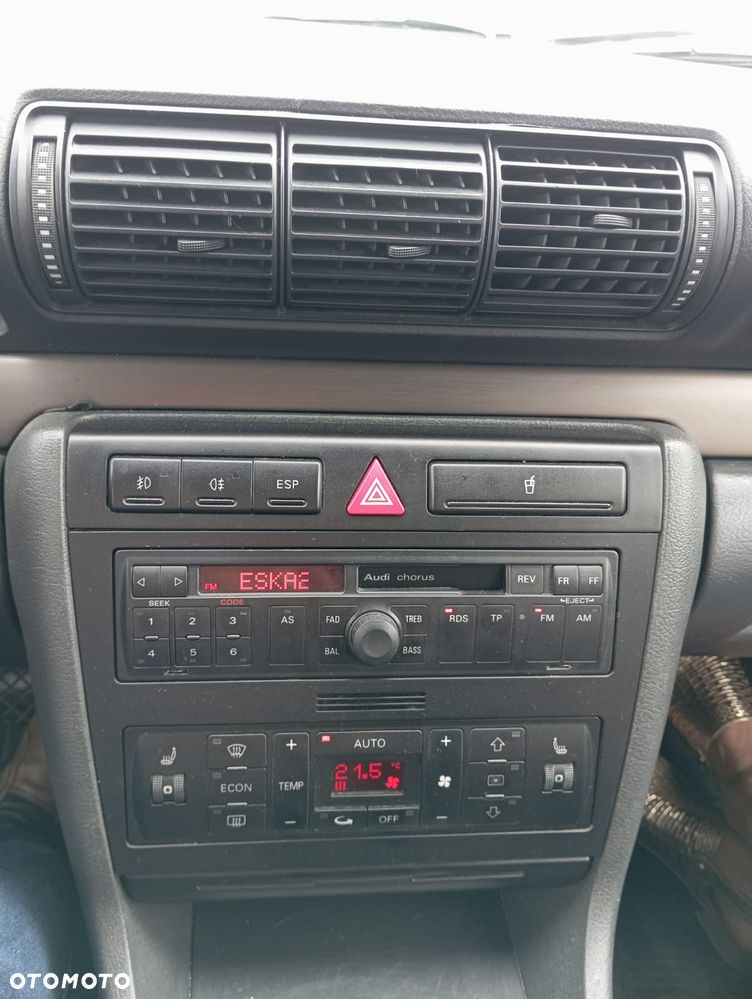 Audi A4 Avant - 16