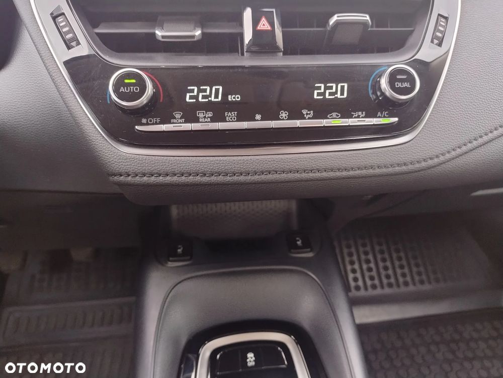 Toyota Corolla 1.5 Comfort - 18