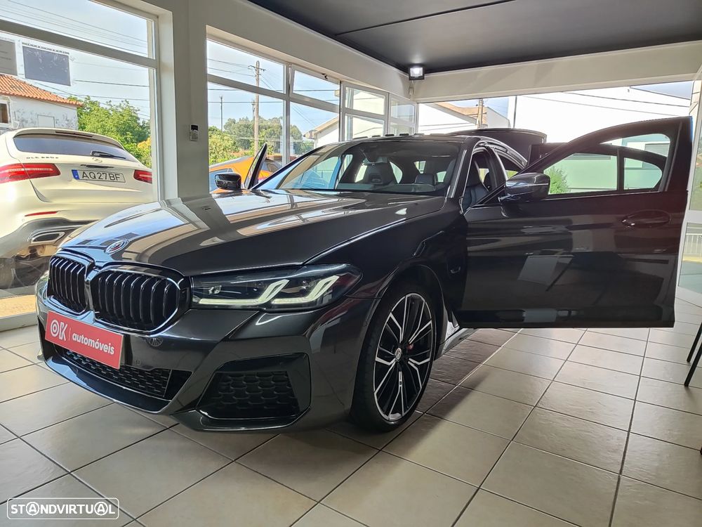 BMW 530 e Pack 50 anos M - 22
