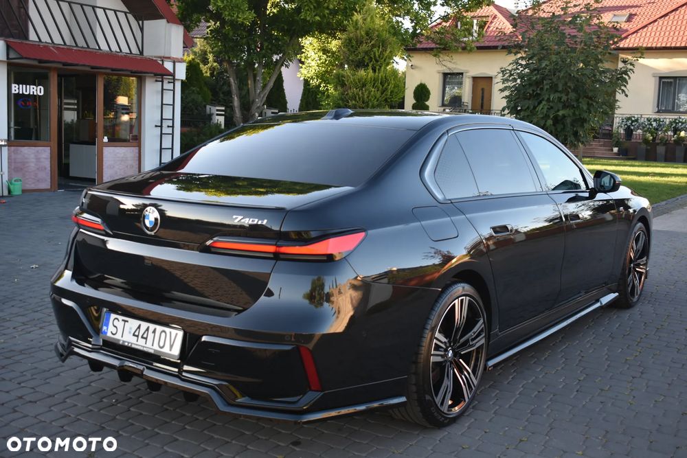 BMW Seria 7 740d xDrive mHEV Individual Edition sport - 9