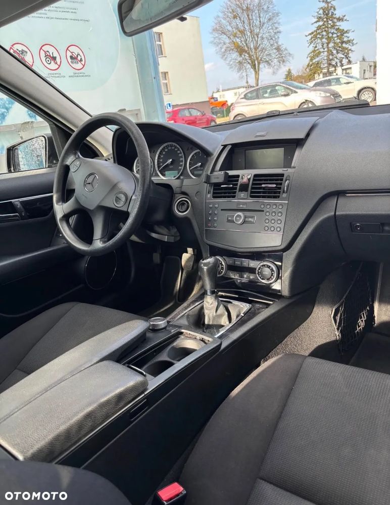 Mercedes-Benz Klasa C 220 CDI Classic - 7