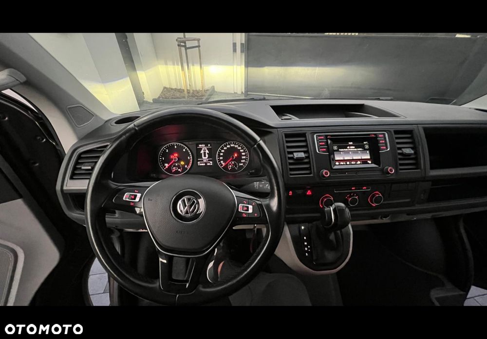 Volkswagen Transporter - 22