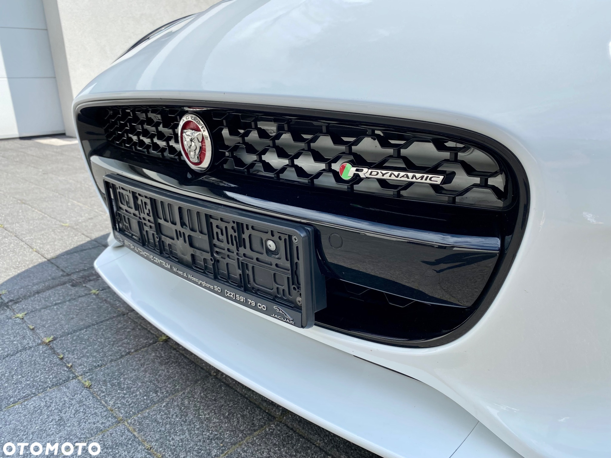 Jaguar F-Type 3.0 V6 S/C R-Dynamic - 36