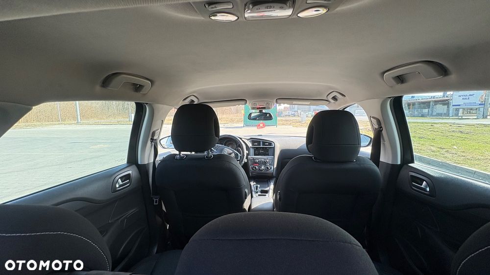 Citroën C4 1.6 e-HDi Exclusive MCP - 17