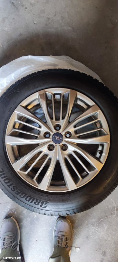 Ford Kuga 2.5 Duratec FHEV FWD Titanium - 30