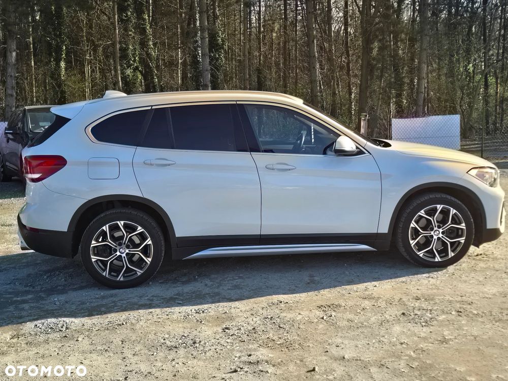 BMW X1 xDrive25i GPF xLine - 7