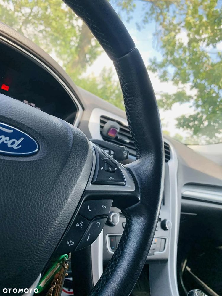 Ford Mondeo 2.0 TDCi Ambiente - 11