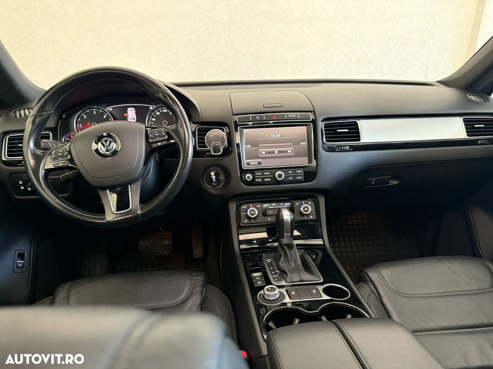 Volkswagen Touareg 3.0 V6 TDI BMT - 13