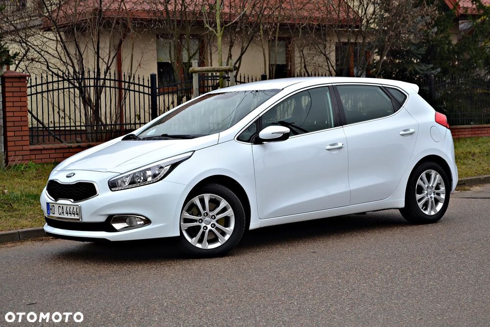 Kia Ceed 1.4 CVVT Vision - 4