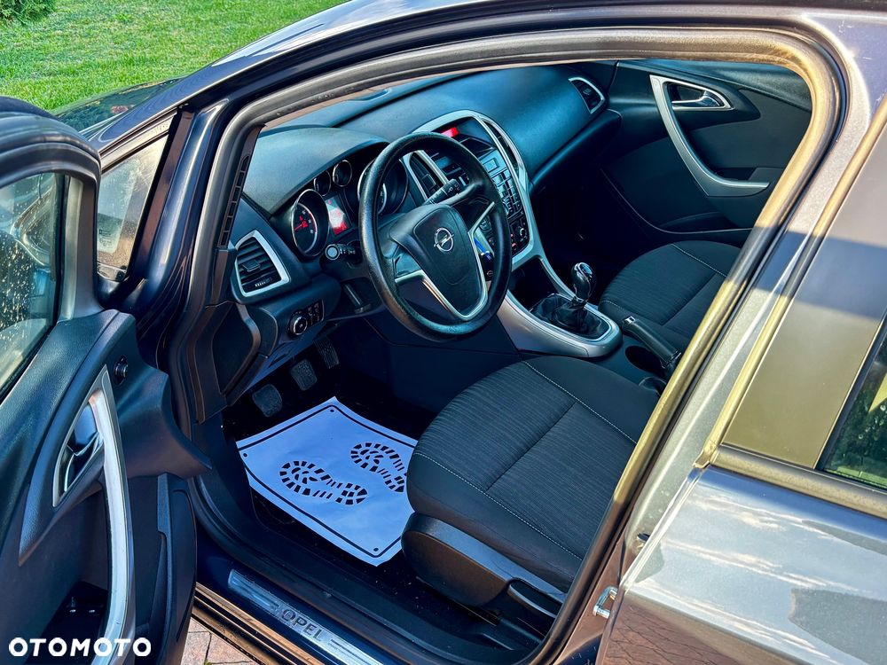 Opel Astra - 22