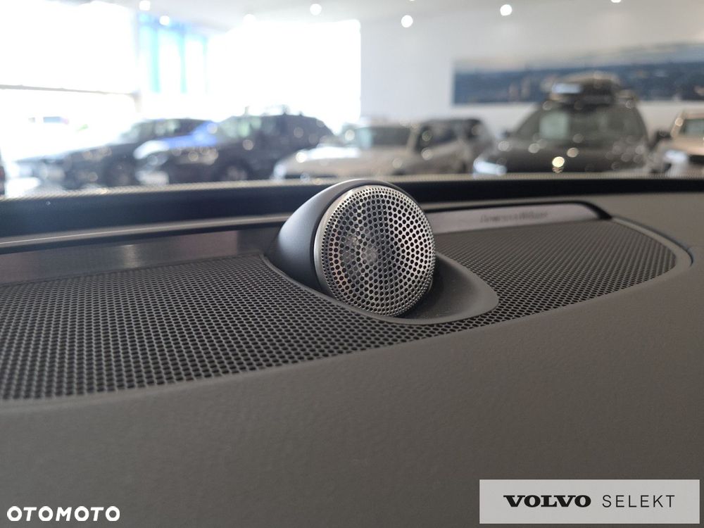 Volvo XC 90 - 32