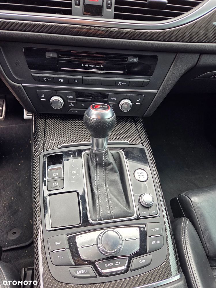 Audi RS6 Standard - 16