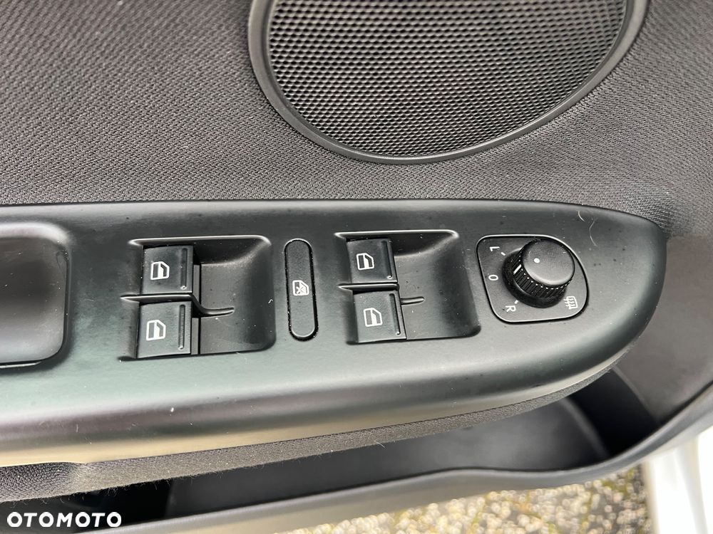 Volkswagen Golf Plus 1.6 United - 36