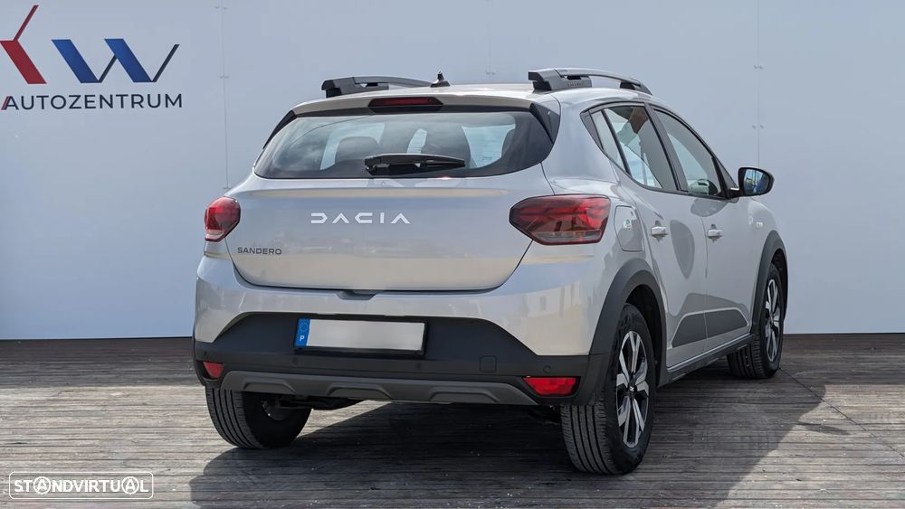 Dacia Sandero - 4