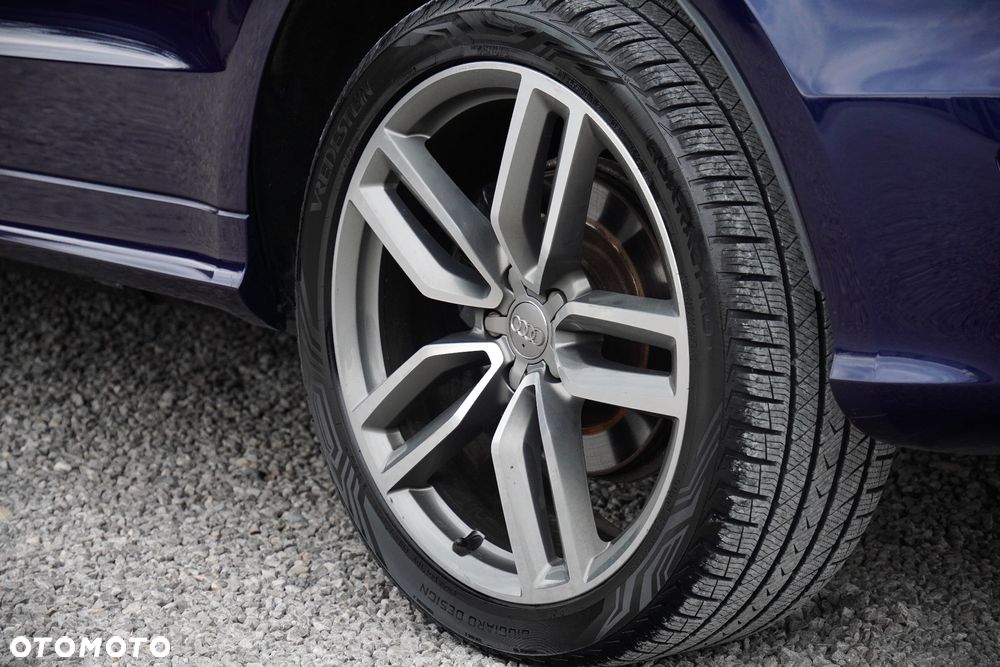 Audi SQ5 Sportback - 12