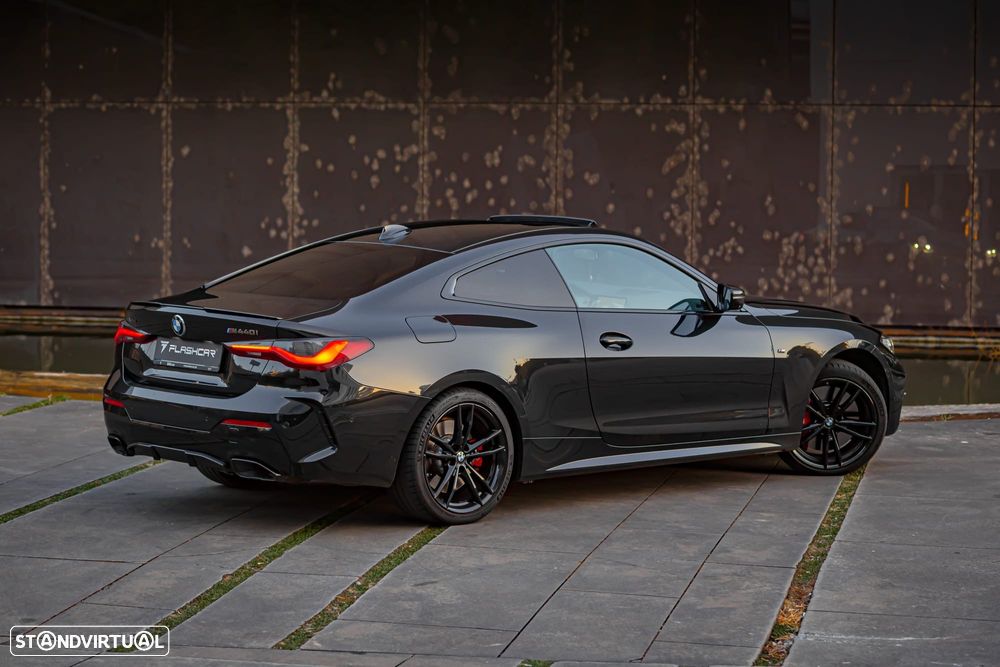 BMW M440 i xDrive Pack 50 anos M - 11