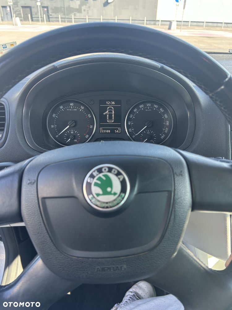 Skoda Roomster 2011 photo 5