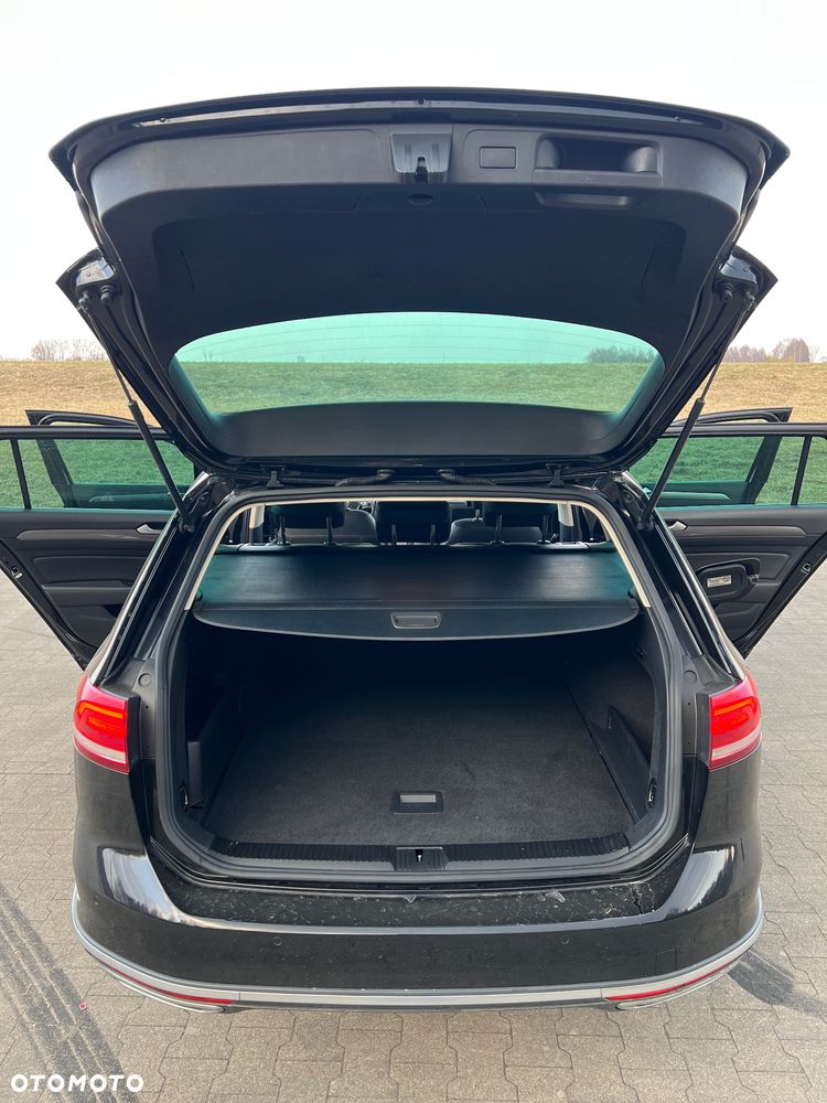 Volkswagen Passat Alltrack - 20